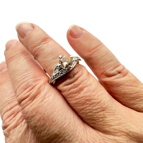 Womens Ring 10K White Gold Champagne Cubic Zirconia 3.9 Gram Size 7.5 - Picture 6 of 12